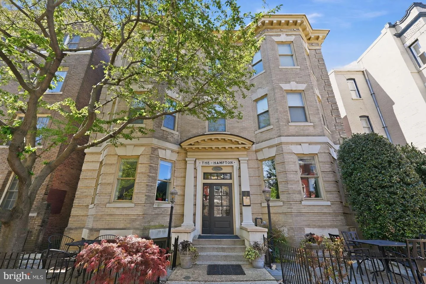 1740 18th Street NW Unit T2