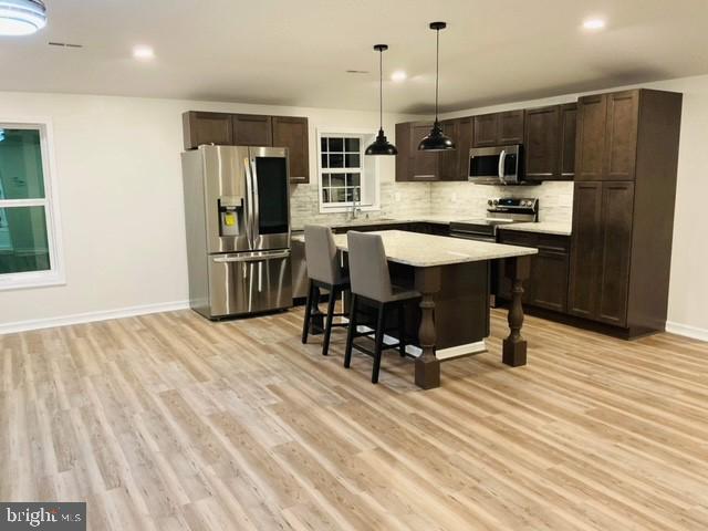 Photo 5 of 27 of 102 Wagoner Dr house
