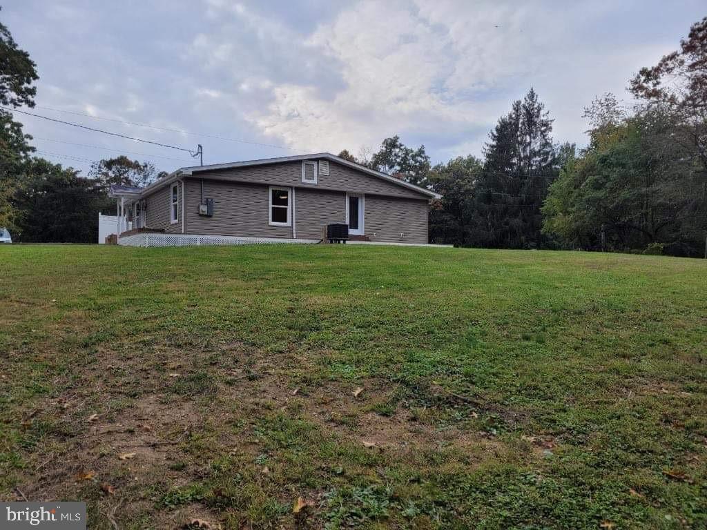 Photo 25 of 27 of 102 Wagoner Dr house