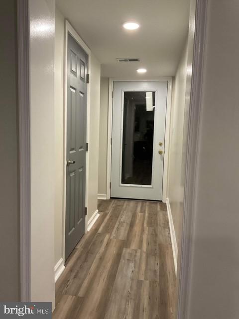 Photo 10 of 27 of 102 Wagoner Dr house