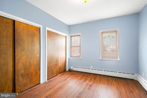 Townhouse in Philadelphia PA 2427 Somerset STREET 12.jpg