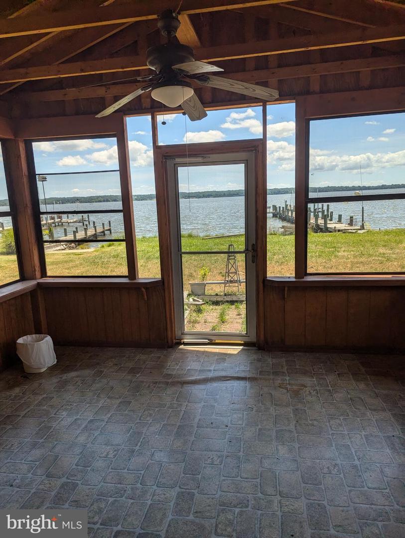 Photo 5 of 11 of 29748 Beach Ct house