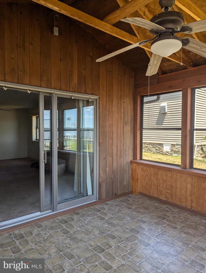 Photo 7 of 11 of 29748 Beach Ct house