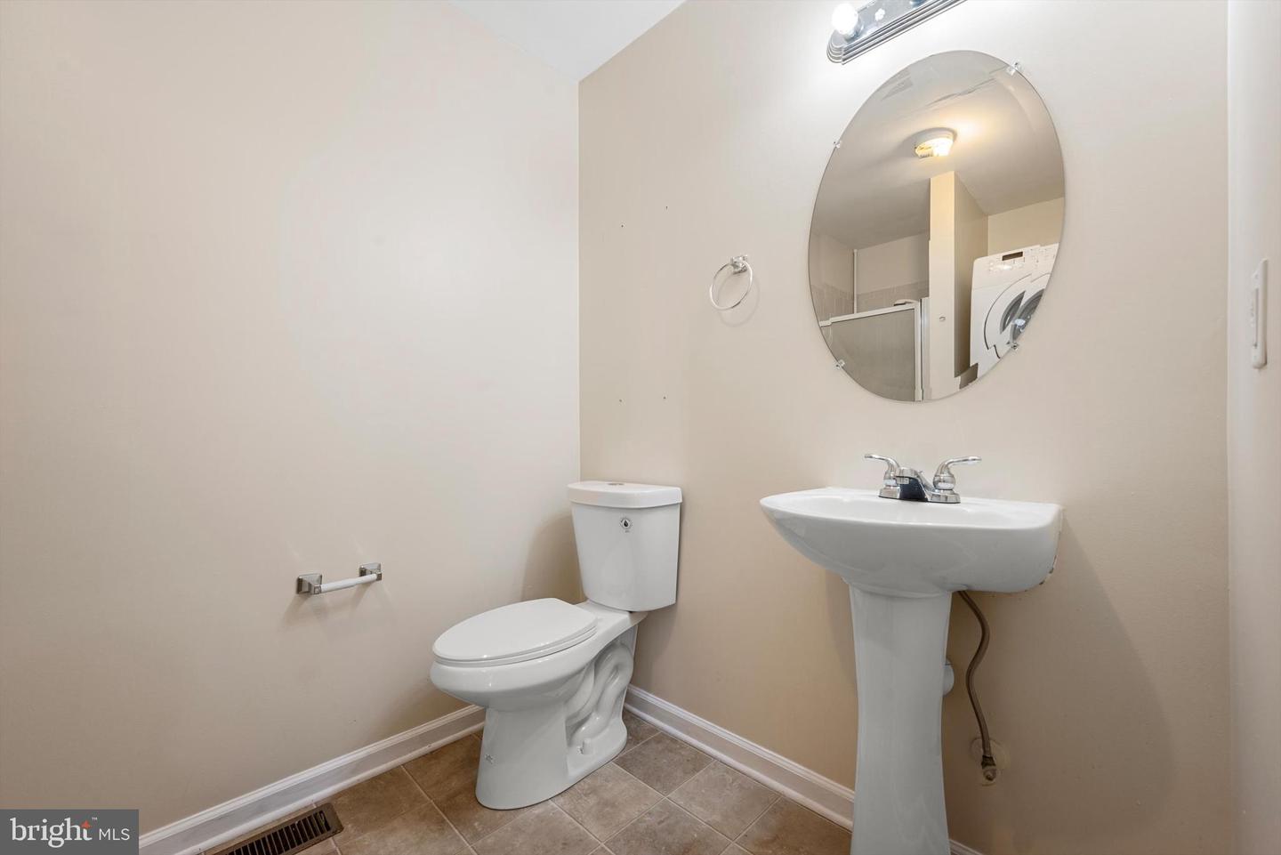 Photo 10 of 34 of 55 Fuzzy Tail Dr townhome