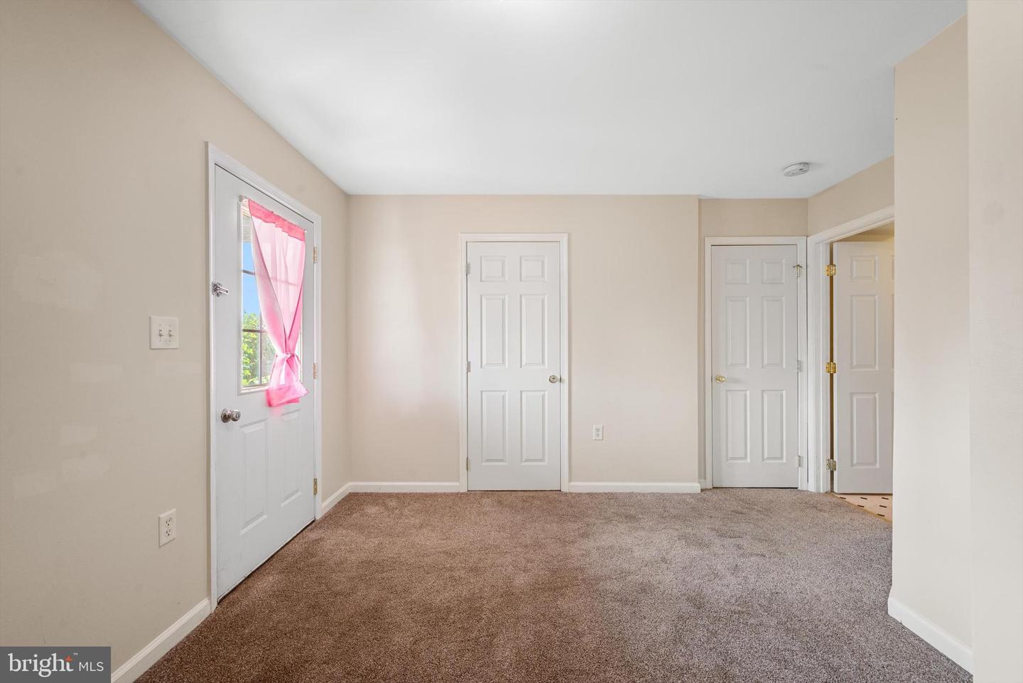 Photo 7 of 34 of 55 Fuzzy Tail Dr townhome