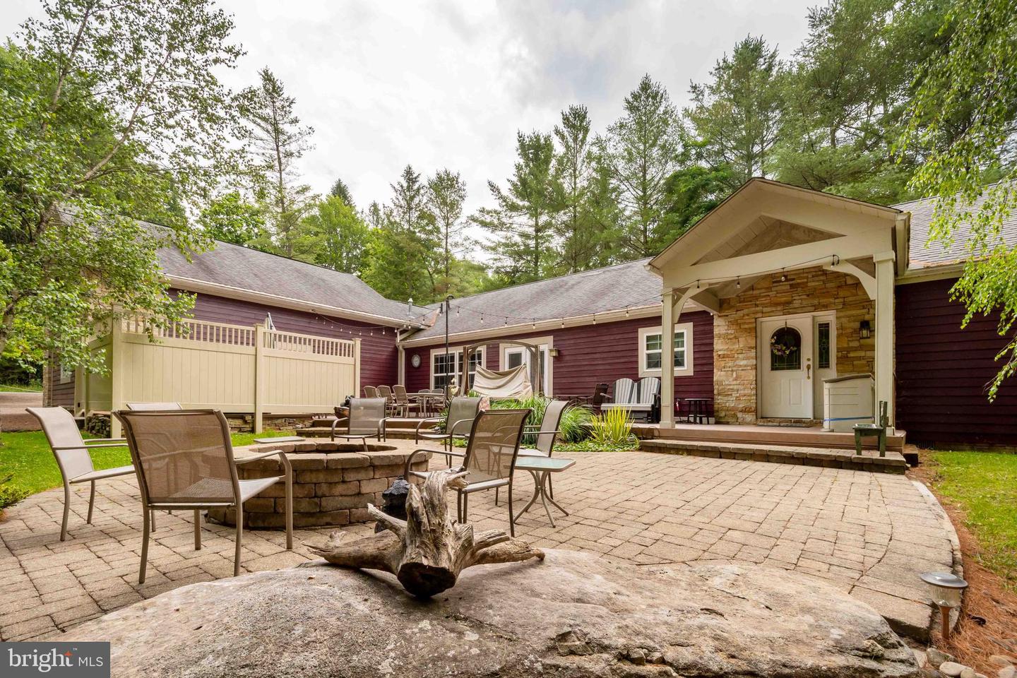 37 Skippers Point Road, Oakland, MD, 21550