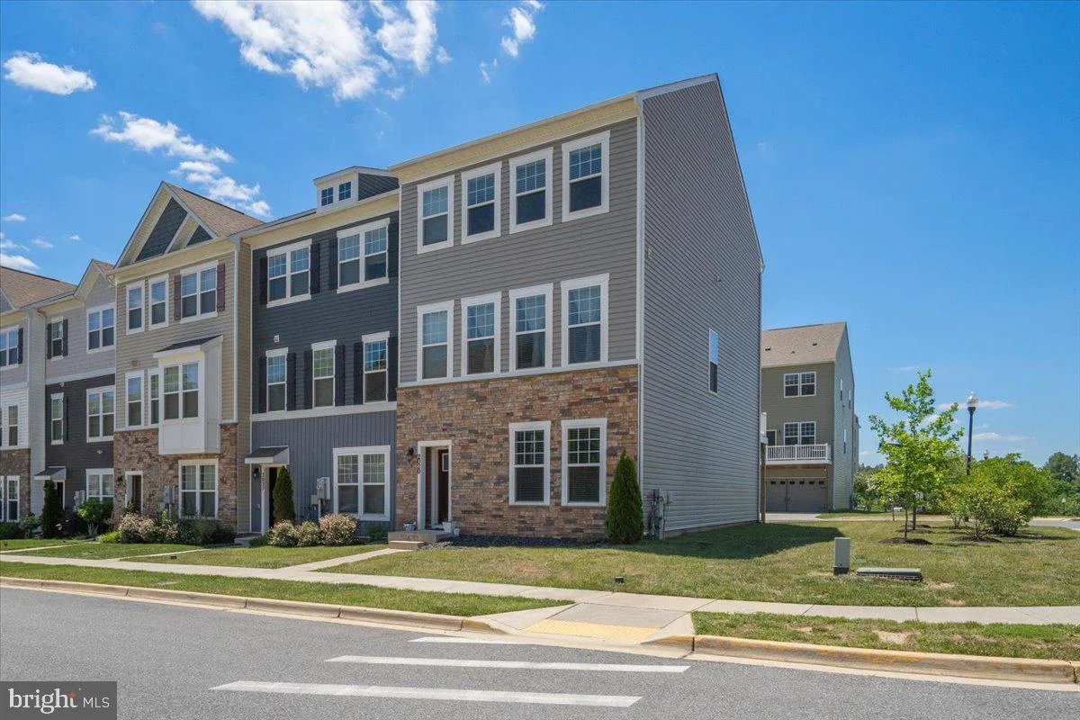 2020 Hinshaw Drive
