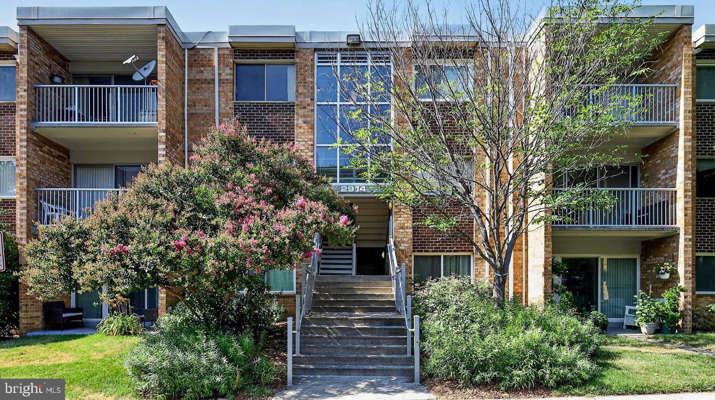 2914 Kings Chapel Road Unit 8, Falls Church, VA, 22042