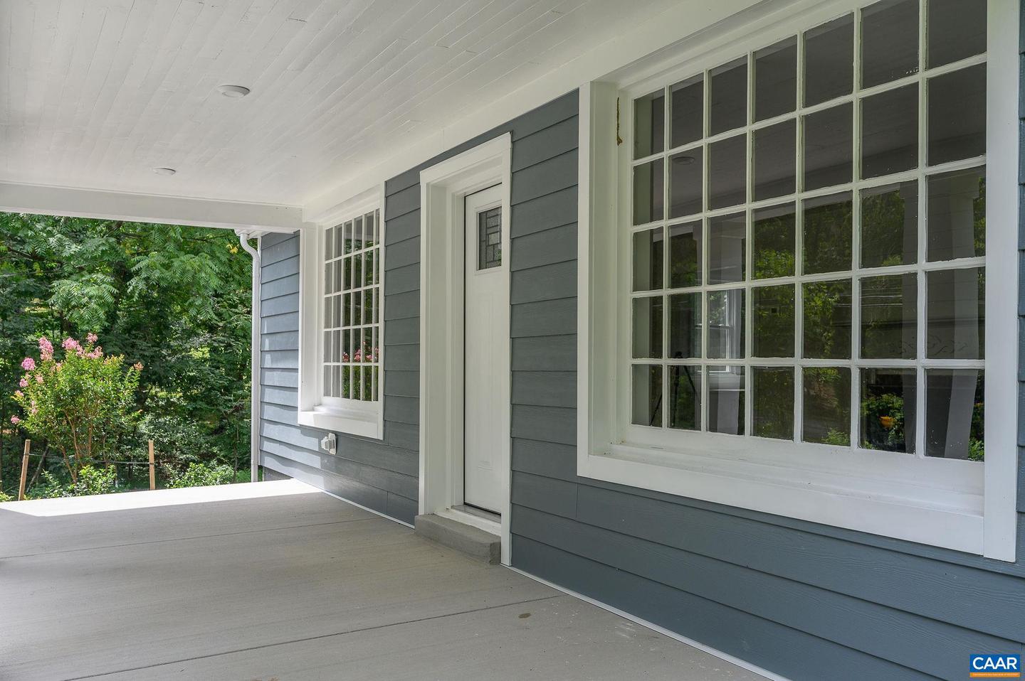 Photo 5 of 56 of 1588 Crozet Ave house