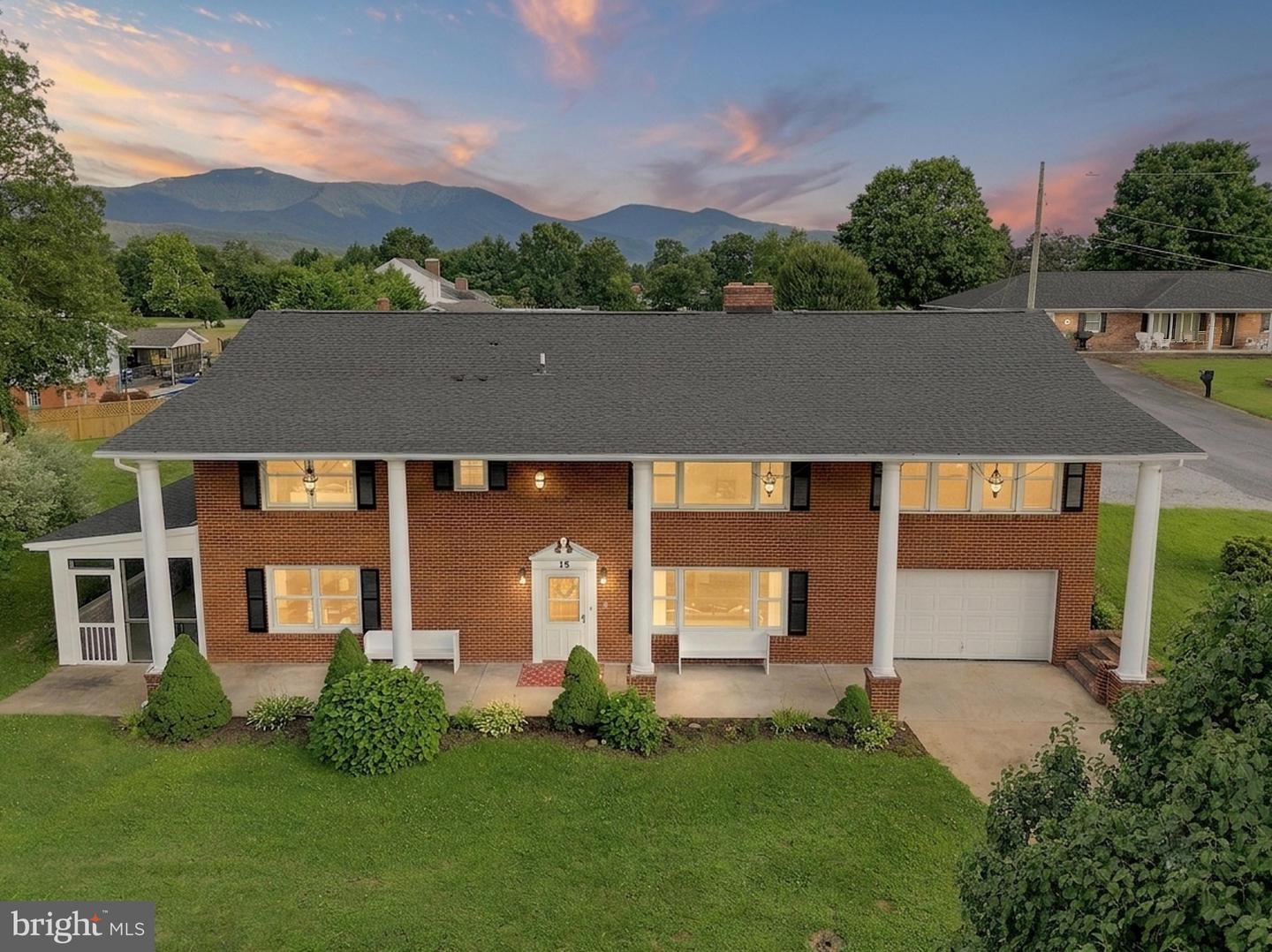 15 Painter Street, Luray, VA, 22835