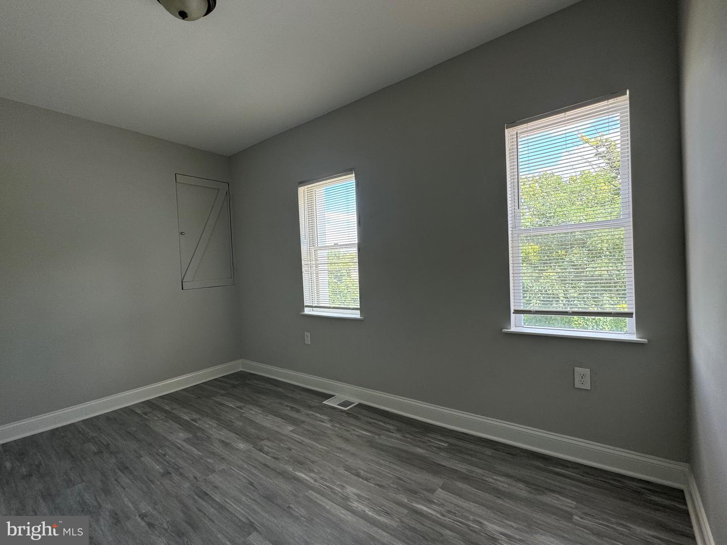 Photo 14 of 21 of 132 Palormo Ave townhome