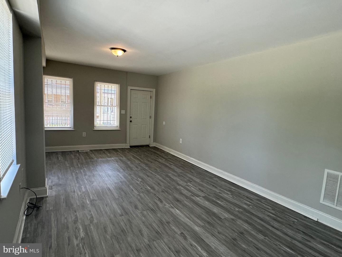 Photo 10 of 21 of 132 Palormo Ave townhome