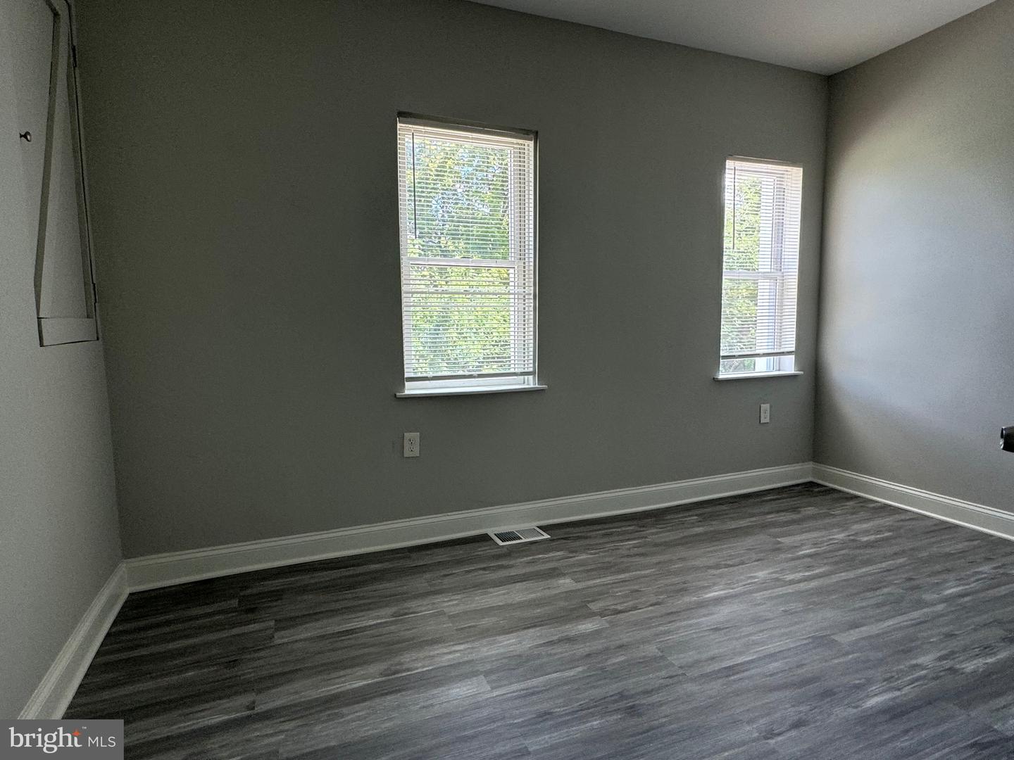 Photo 15 of 21 of 132 Palormo Ave townhome