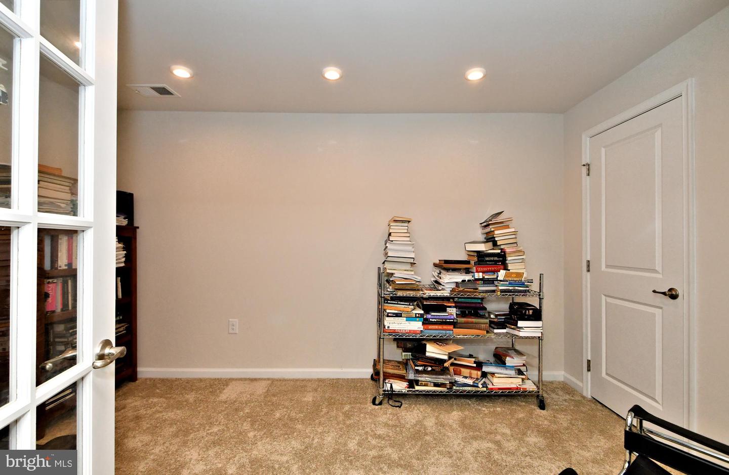 Photo 7 of 42 of 120 Bishop Way townhome