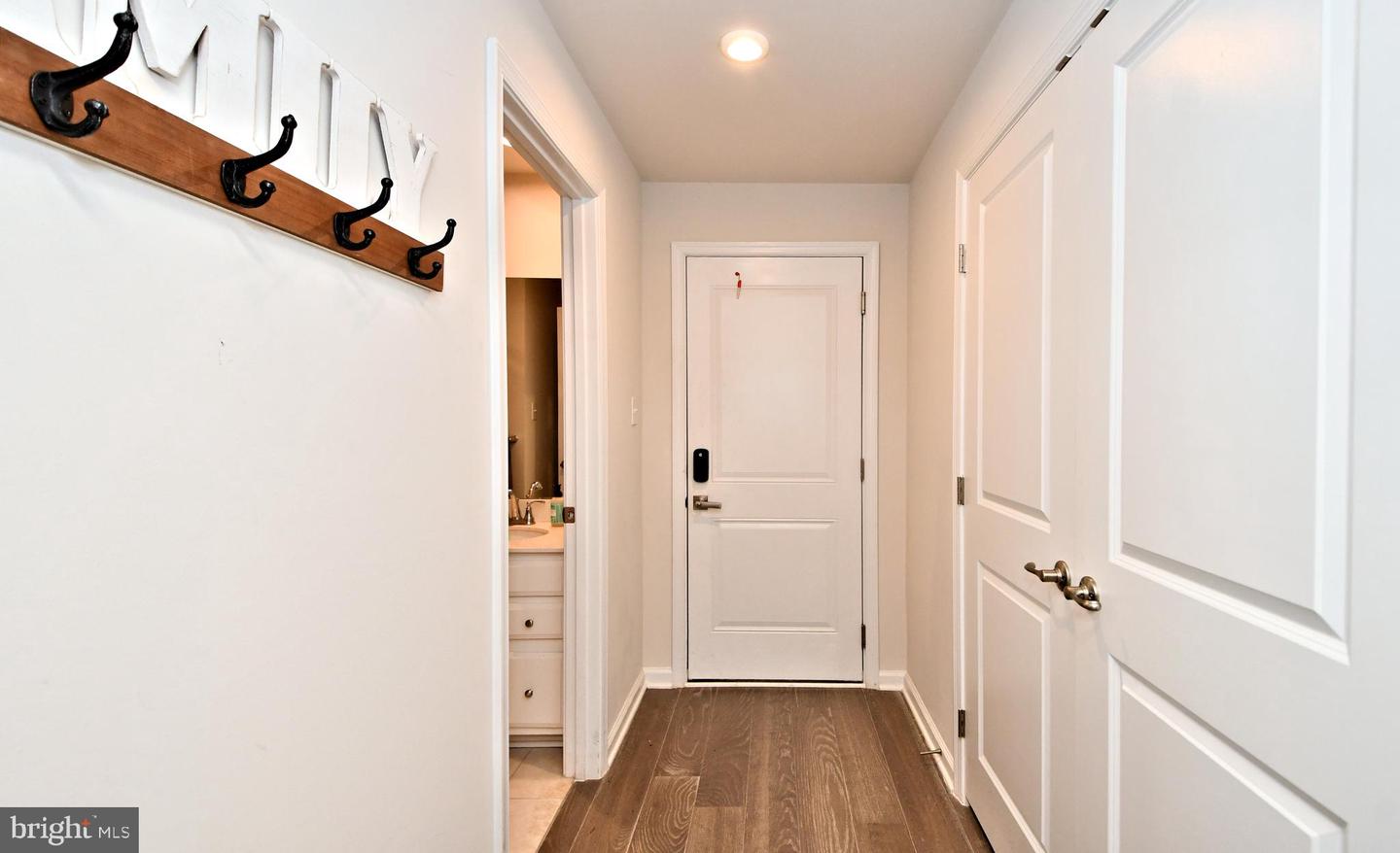 Photo 11 of 42 of 120 Bishop Way townhome