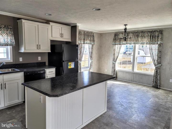 Photo 3 of 22 of 52 Meadowview Dr mobile home