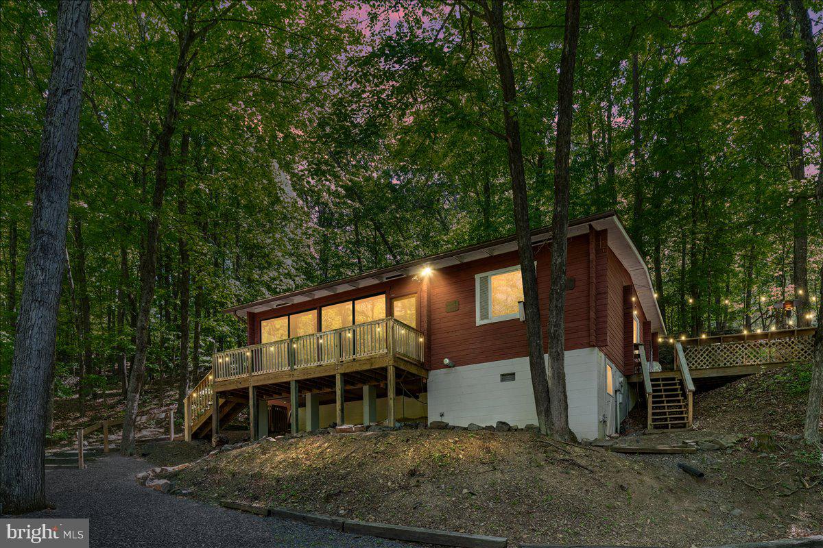 513 Straton, Basye, VA, 22810