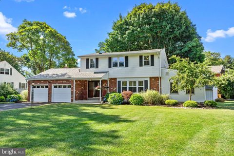 Single Family Residence in Yardley PA 316 Saly ROAD.jpg