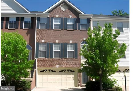 Townhouse in Alexandria VA 6683 Ordsall STREET.jpg