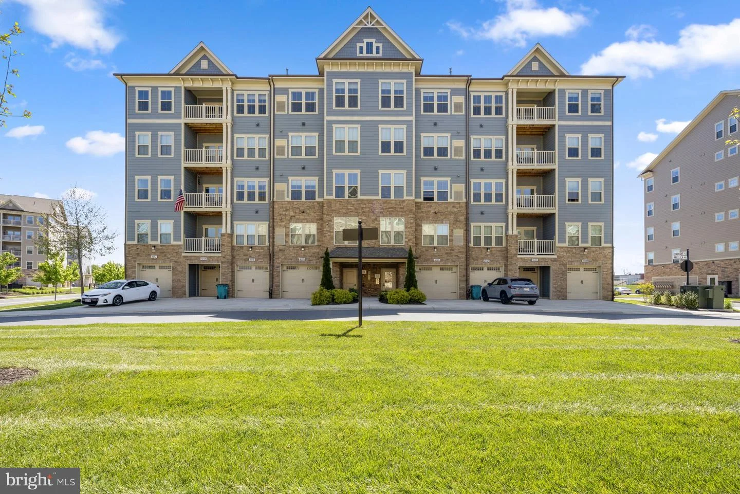 3411 Angelica Way Unit 401