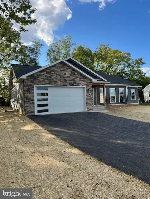 10199 Jasper Drive Dr