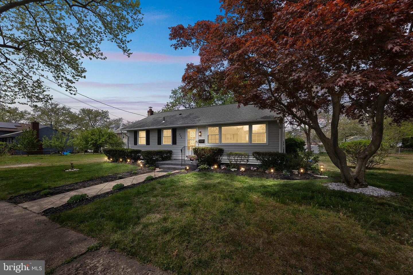 Listing image 1
