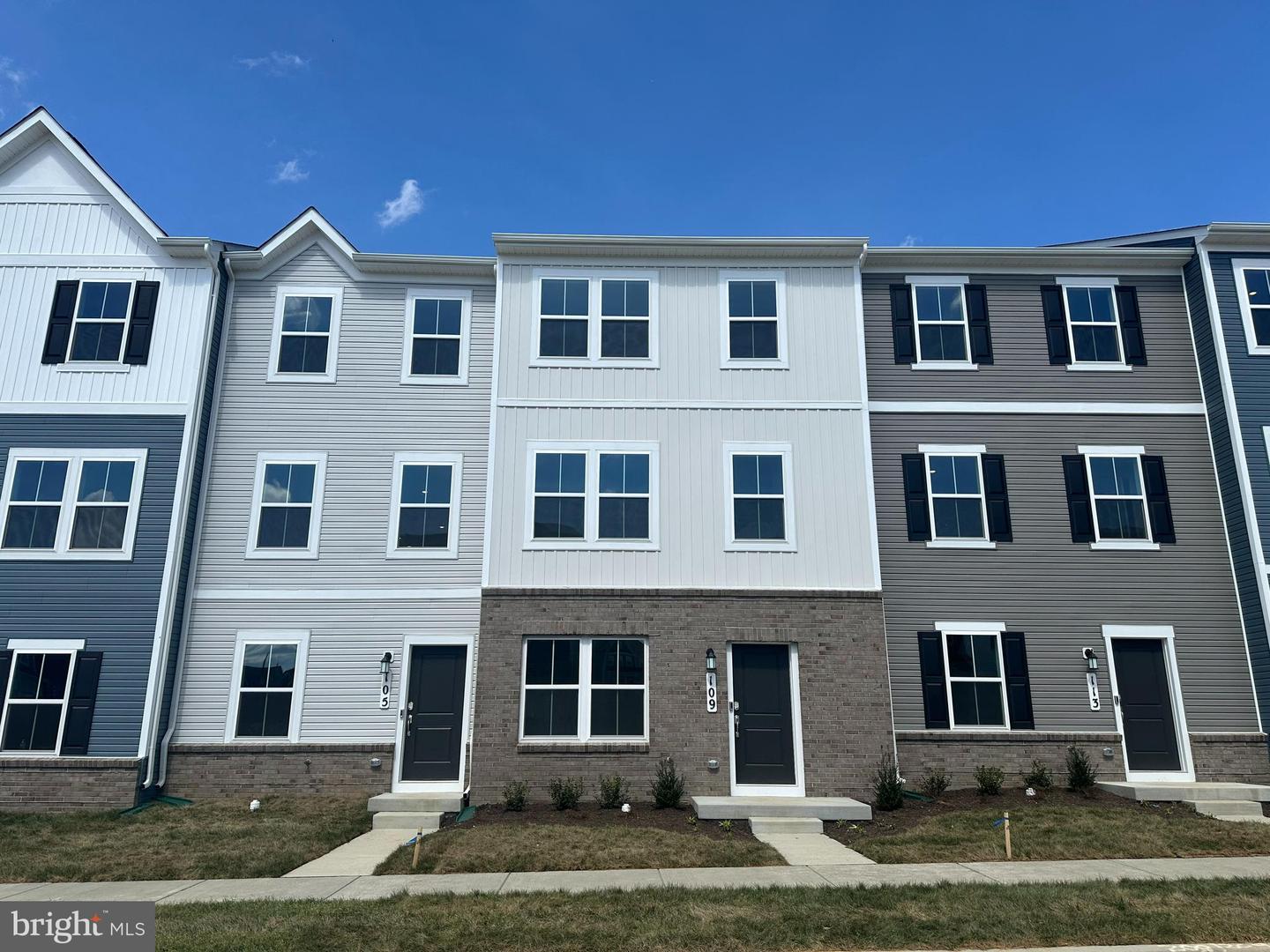 View Ranson, WV 25438 townhome