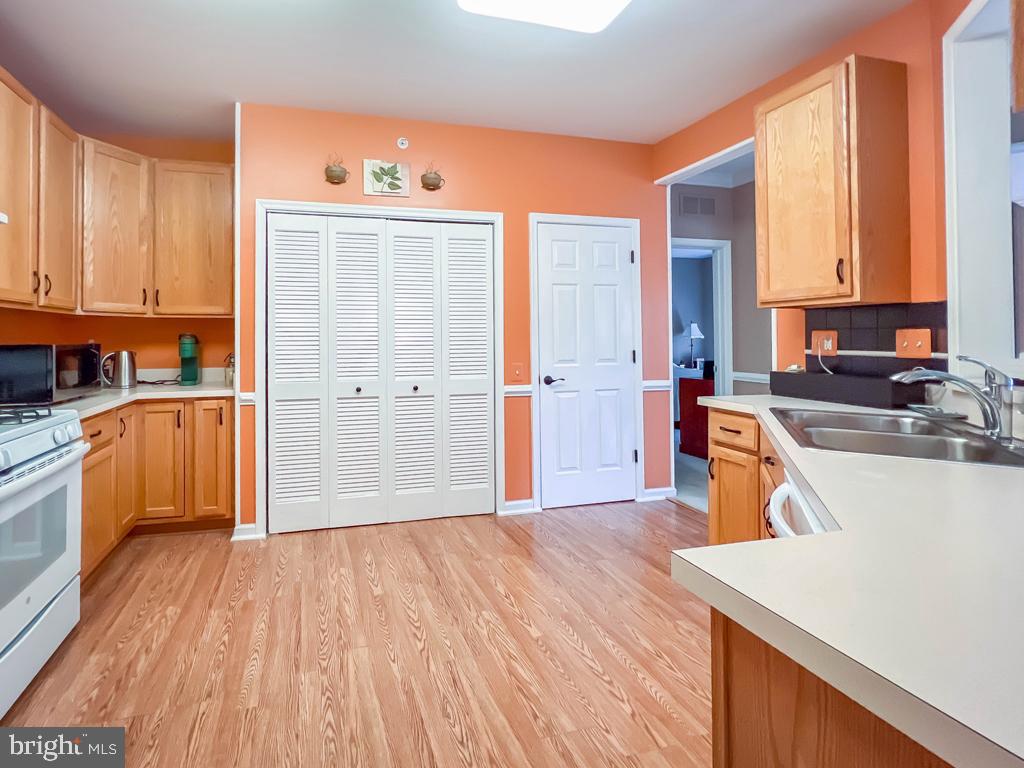 Photo 33 of 42 of 100 Beech Blvd #202 condo