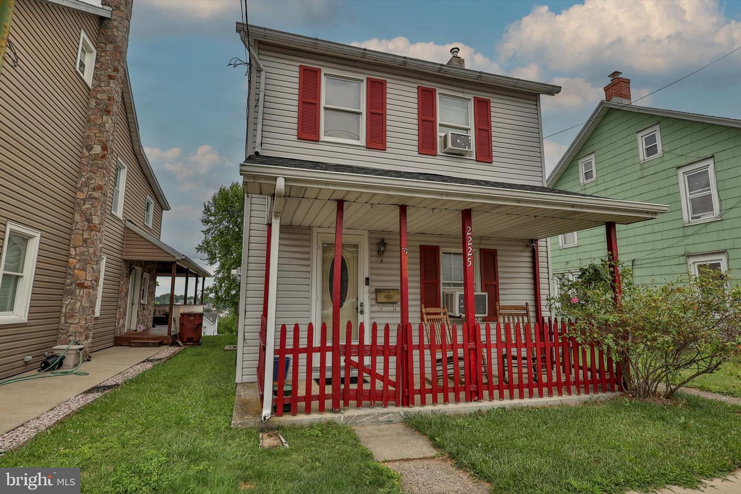 Photo 1 of 46 of 2225 N N 1st Ave house