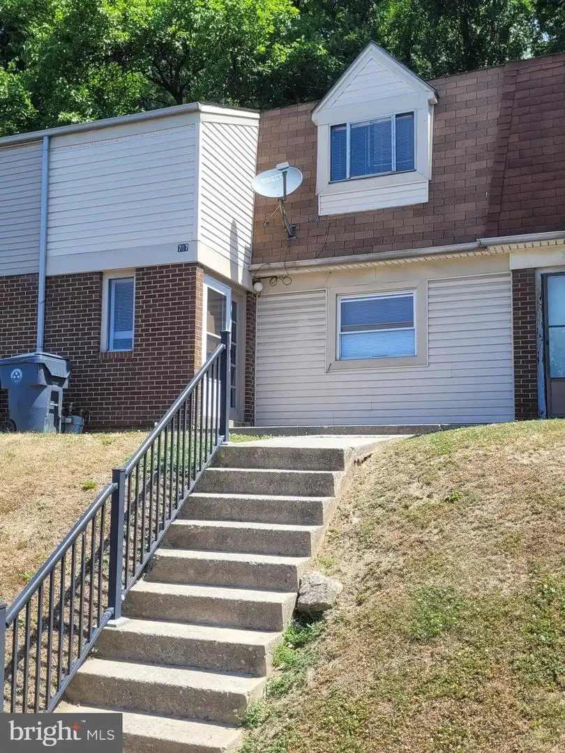 707 Saint Marys Drive, Steelton, PA, 17113