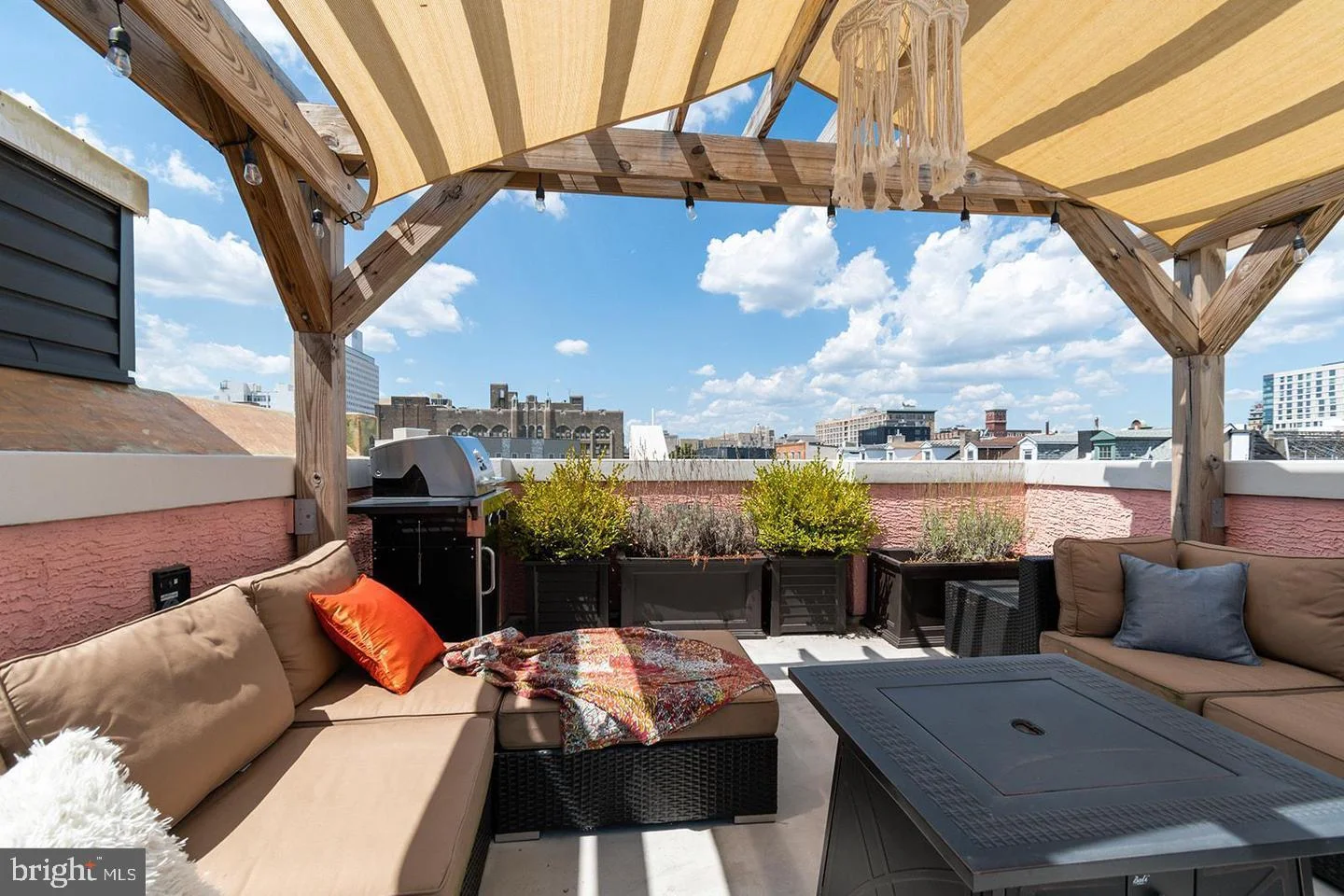 547 N 12th Street Unit 2