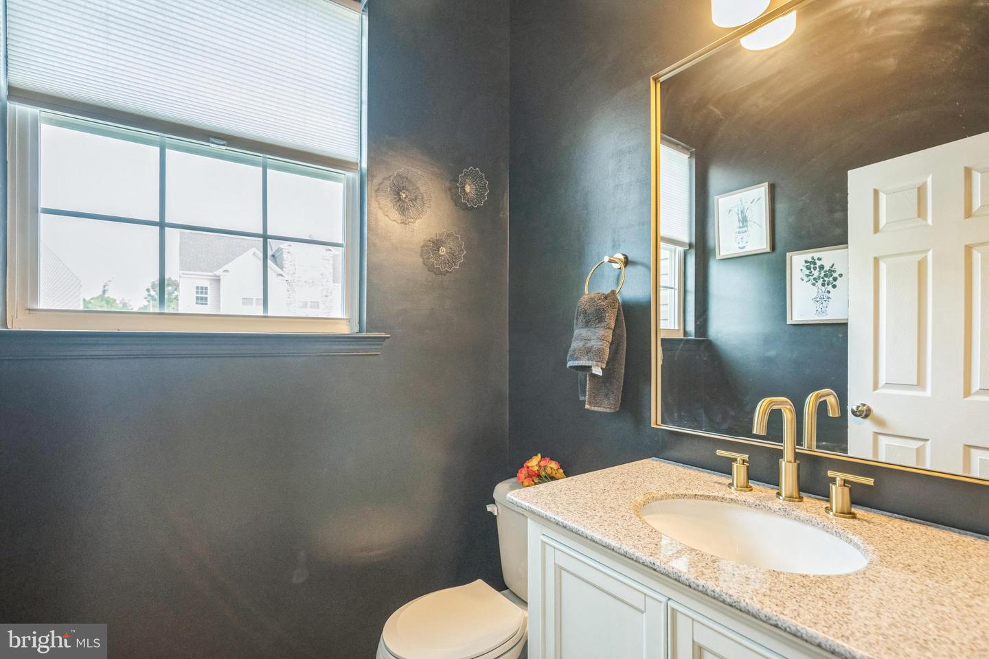 Photo 5 of 29 of 76 Clydesdale Ln townhome