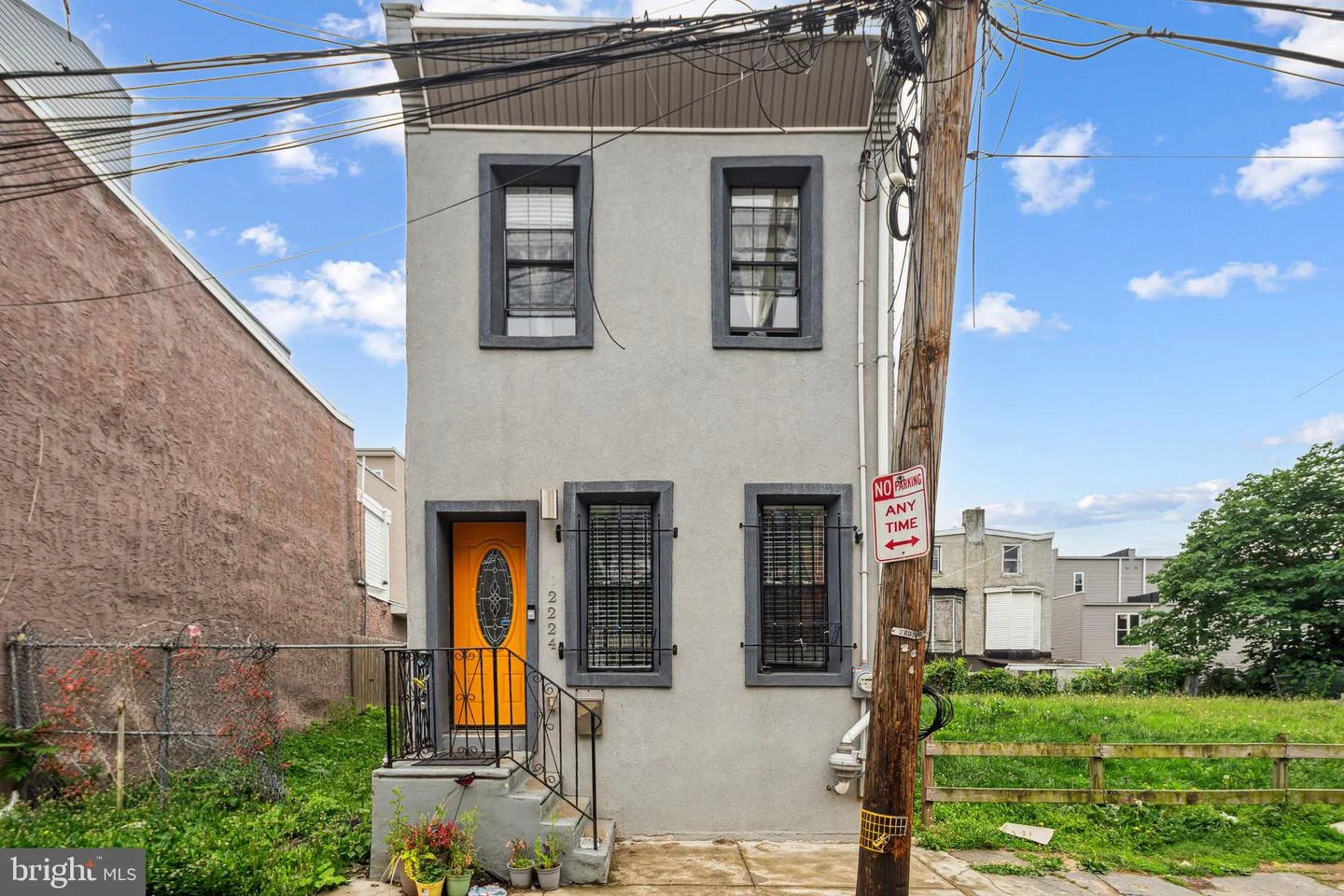 2224 W Seybert Street