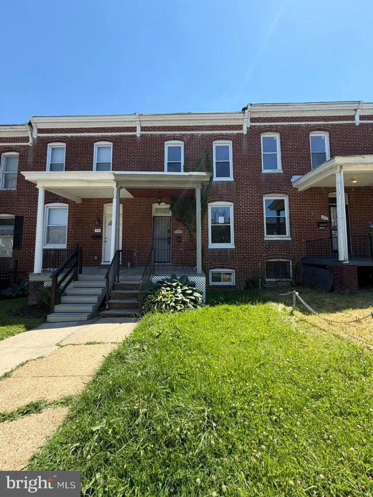 741 E 36th Street