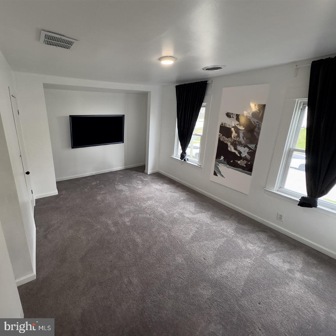 Photo 8 of 15 of 6314 Brook Ave house