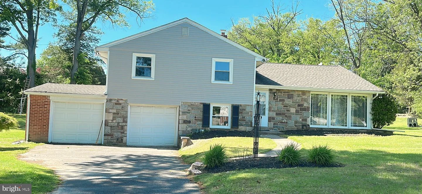 1242 June Road, Huntingdon Valley, PA, 19006