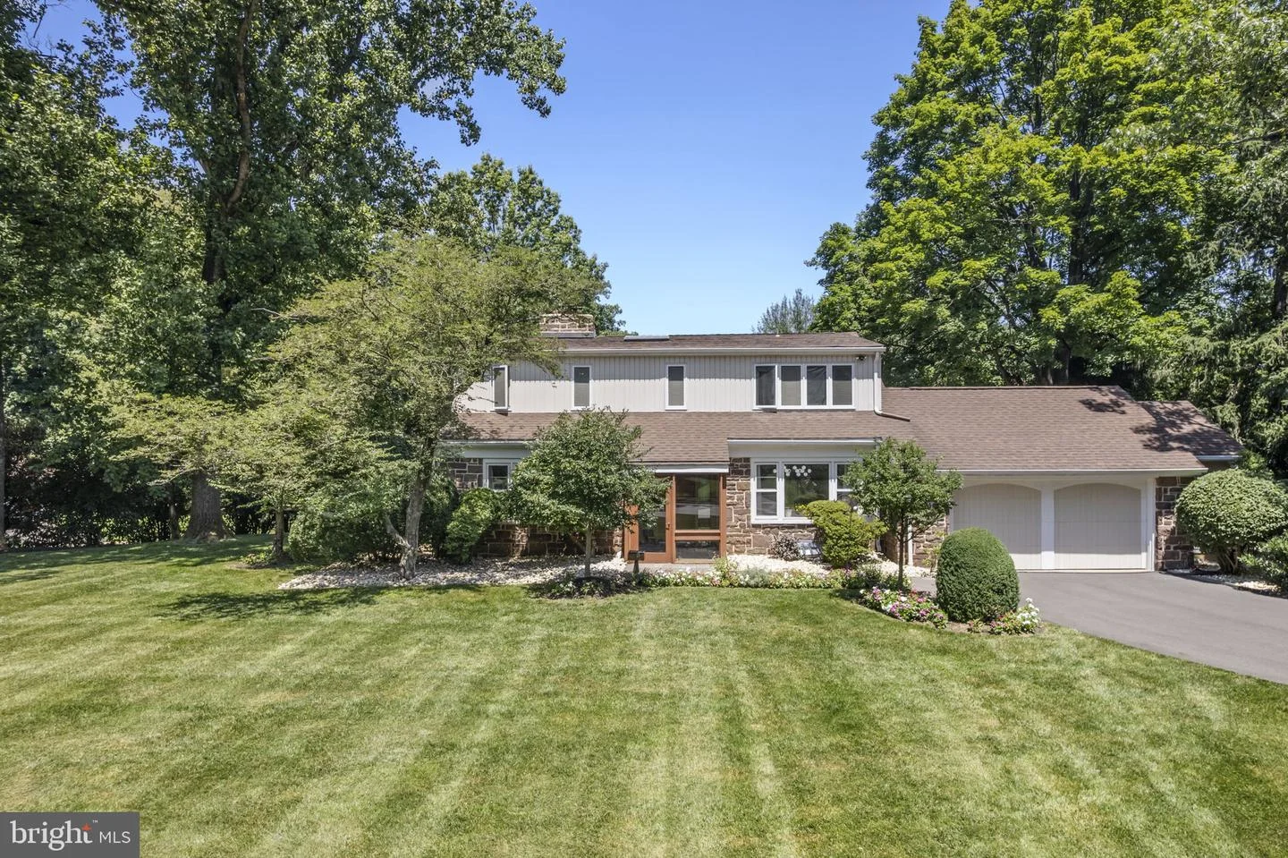 1416 Bryant Lane