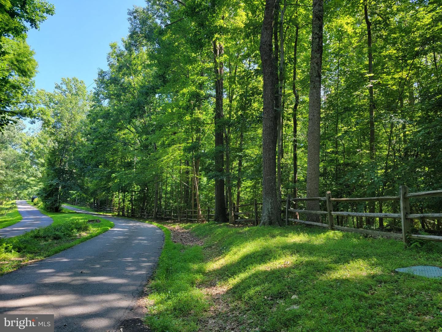 View Fairfax Station, VA 22039 property