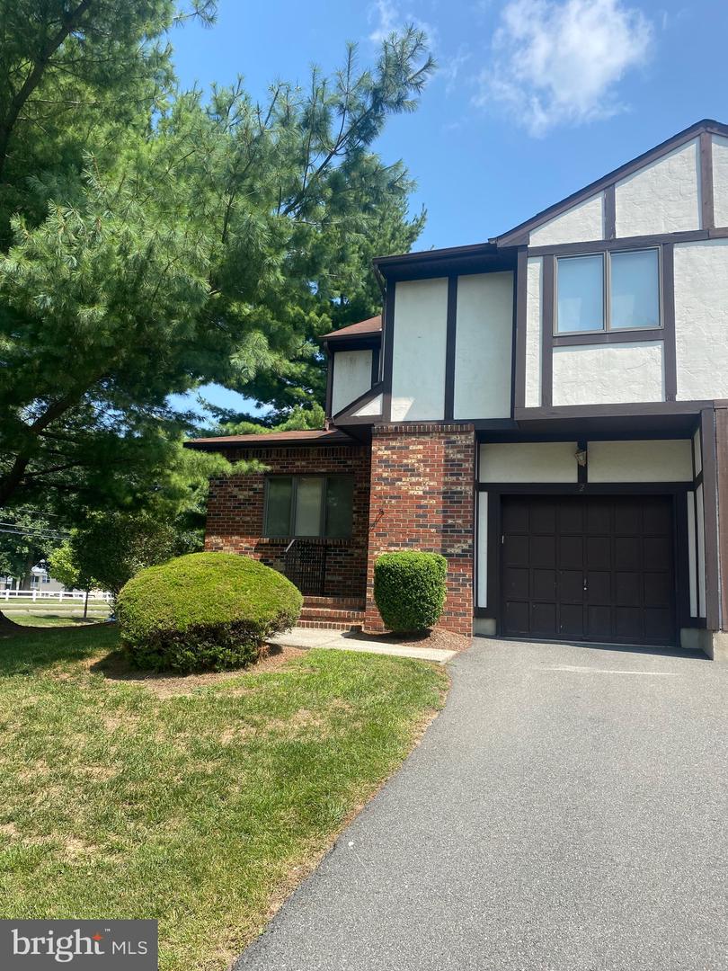 View Ewing, NJ 08628 townhome