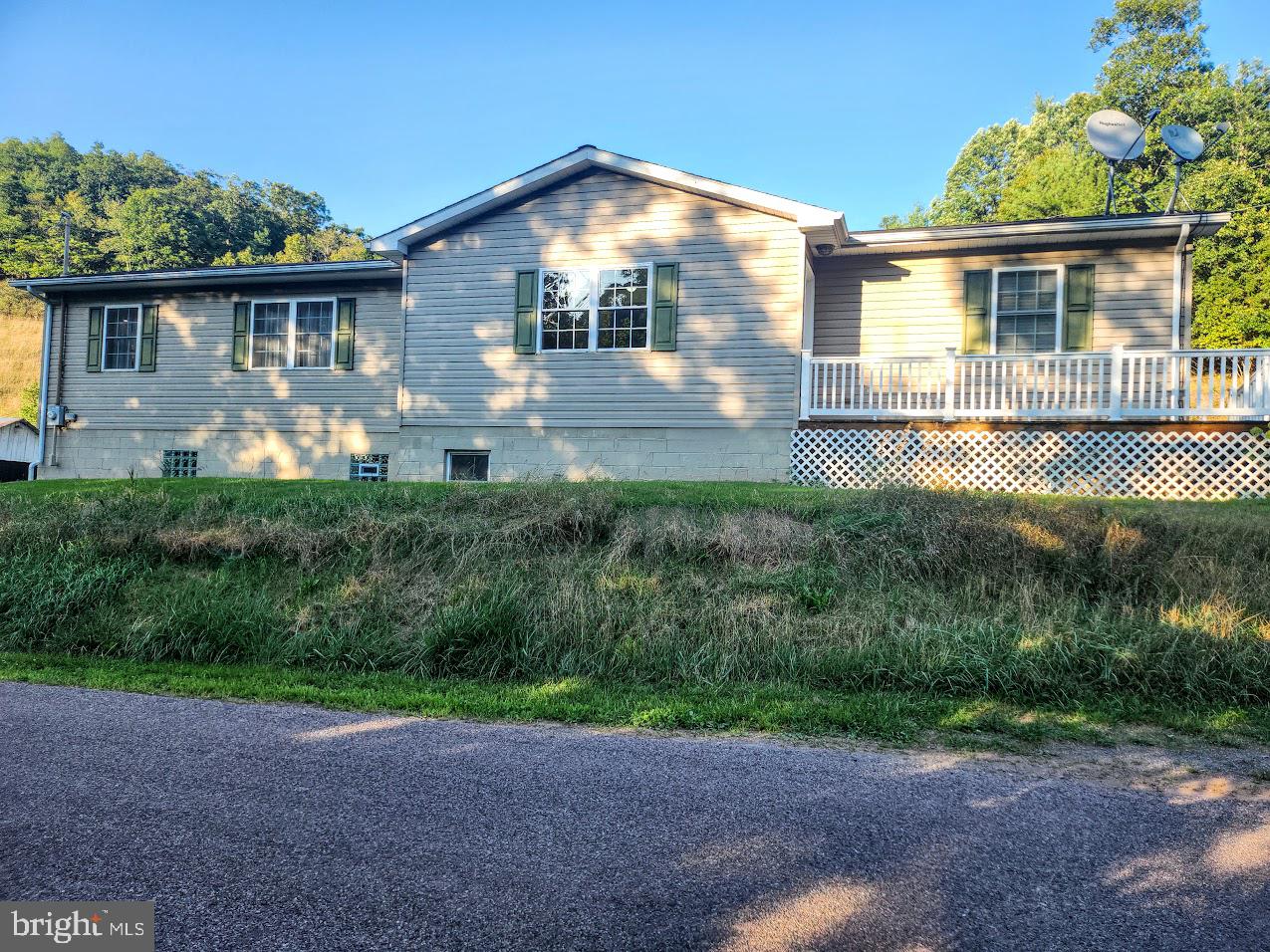 Listing image 1