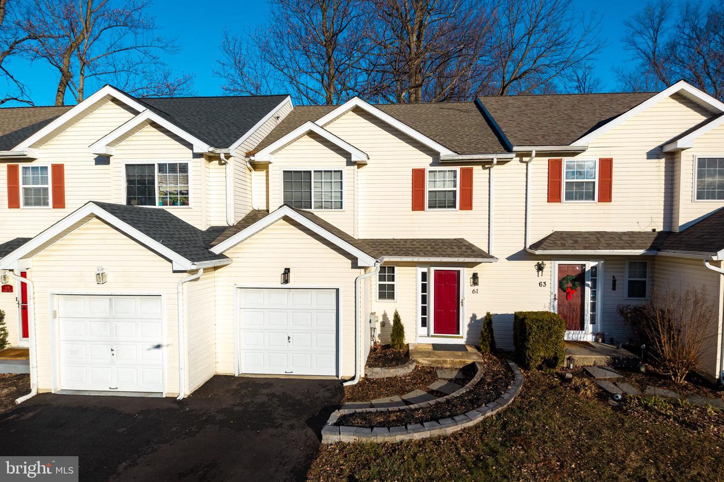 61 Pinckney Dr