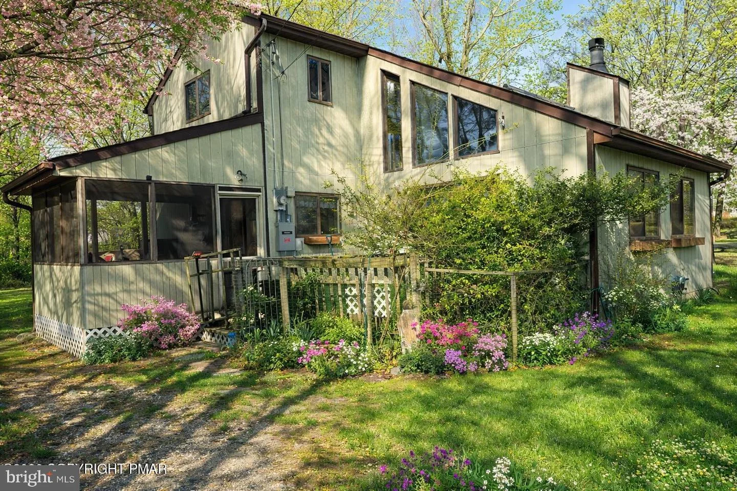 1119 Cranberry Dr Dr, Bushkill, PA, 18324