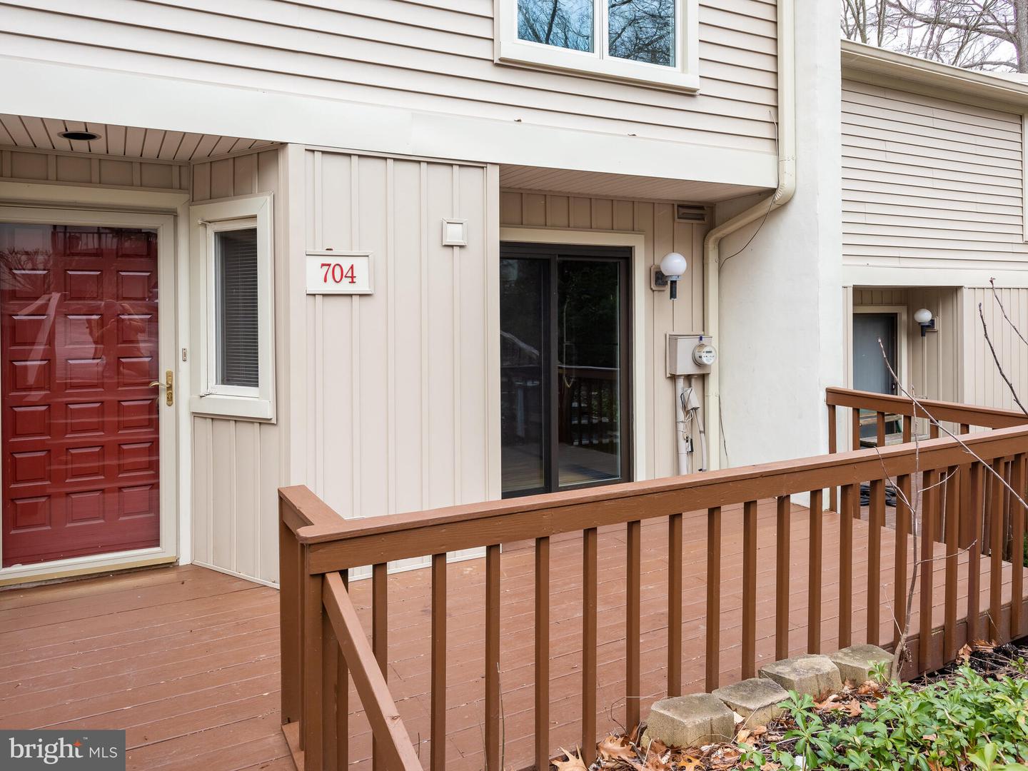 Photo 3 of 47 of 704 Westtown Cir townhome