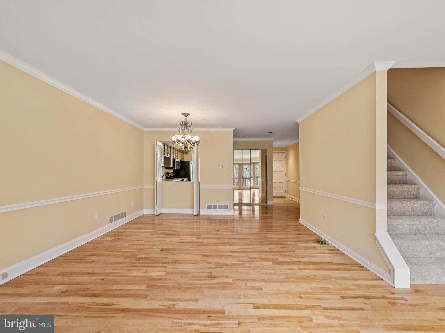 Photo 11 of 47 of 704 Westtown Cir townhome