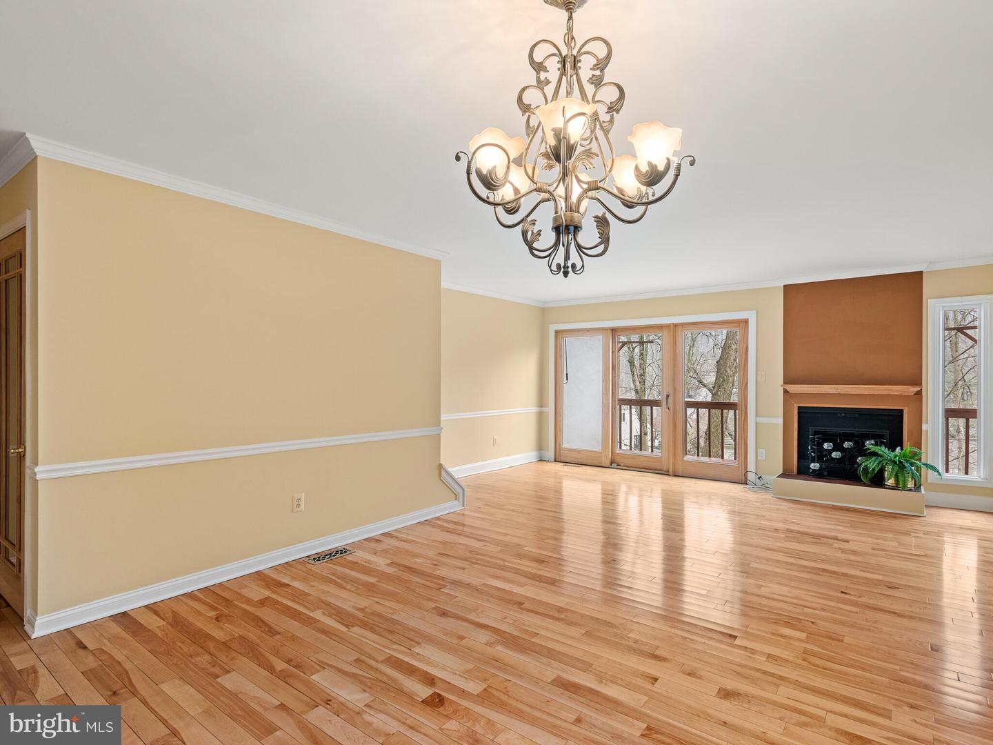 Photo 9 of 47 of 704 Westtown Cir townhome