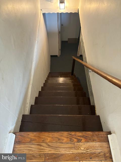 Photo 28 of 33 of 1315 Elson Rd townhome