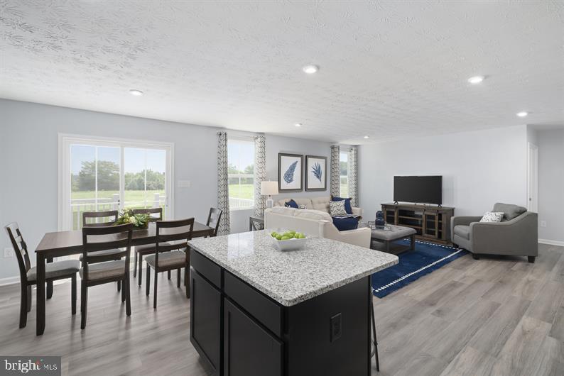 Photo 5 of 21 of 30178 Creekview Cir house