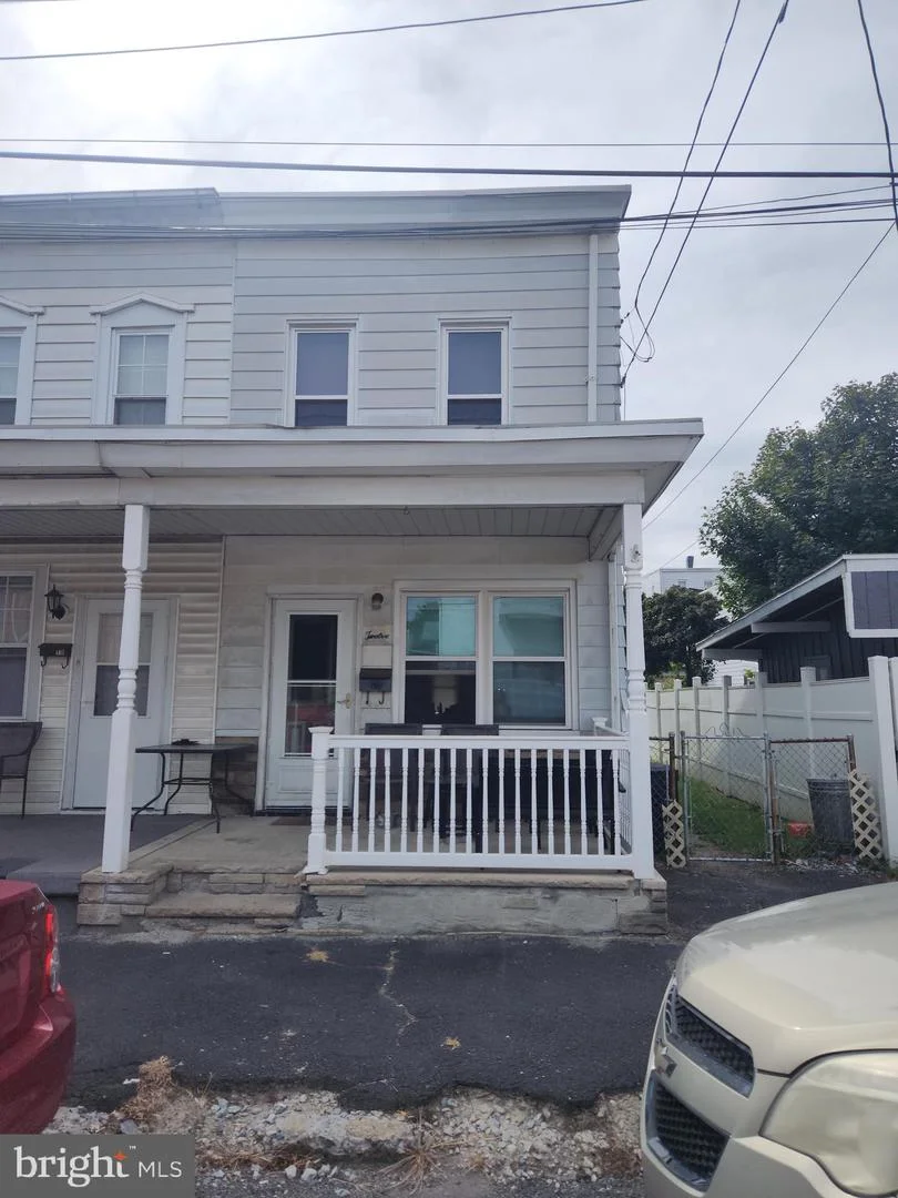 12 N Front Street, Saint Clair, PA, 17970