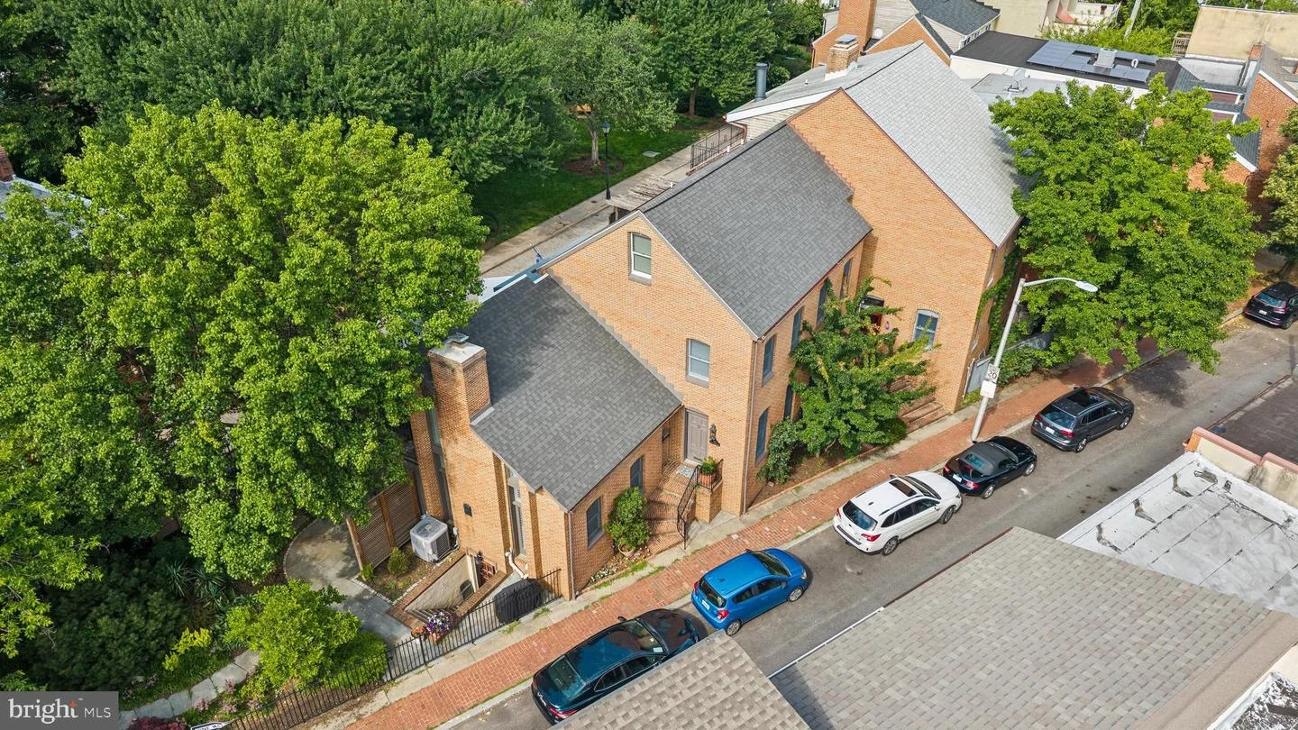 124 W Montgomery Street