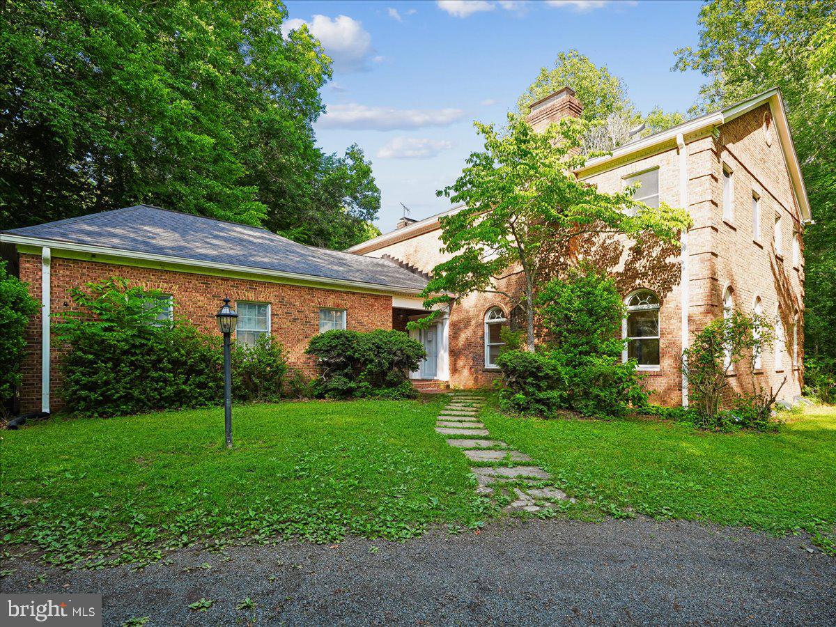 9935 Highland Drive, Marshall, VA, 20115
